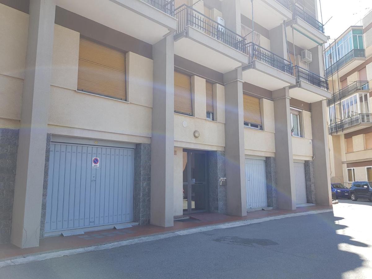 Quiete Ad Un Passo Dal Mare Apartment Albisola Superiore Exterior photo
